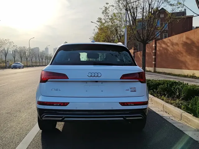 Audi Audi Q5L 2023 40T Fashion Elegance — Фото автомобиля 30