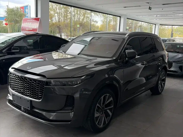 Фотография автомобиля — Li Auto ONE