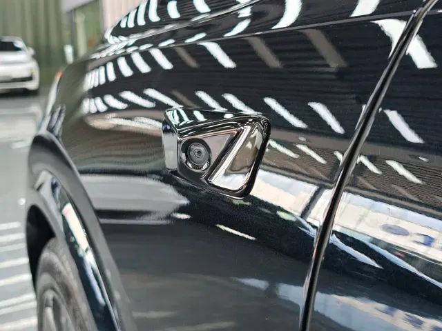 Li Auto L9 — Фото автомобиля 11