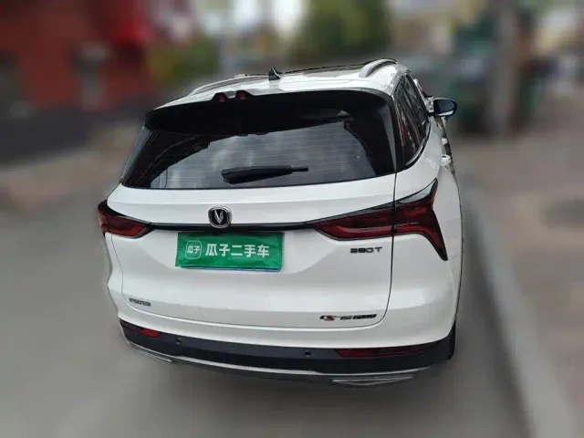 Changan CS75 Plus — Фото автомобиля 3