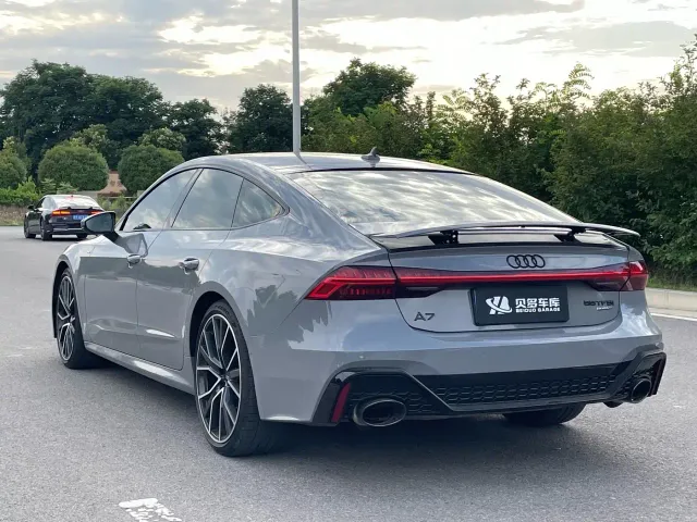 Audi A7 — Фото автомобиля 7