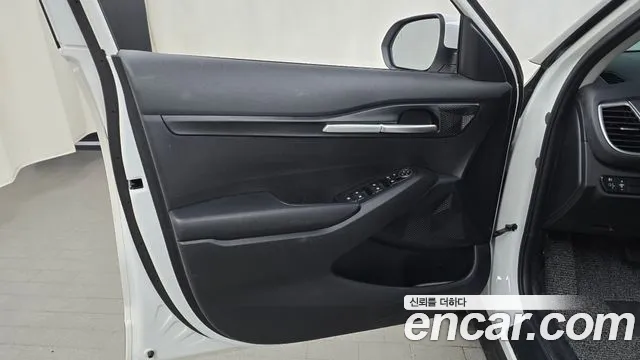 Kia Seltos Новый Seltos Бензин 2.0 2WD — Фото автомобиля 24