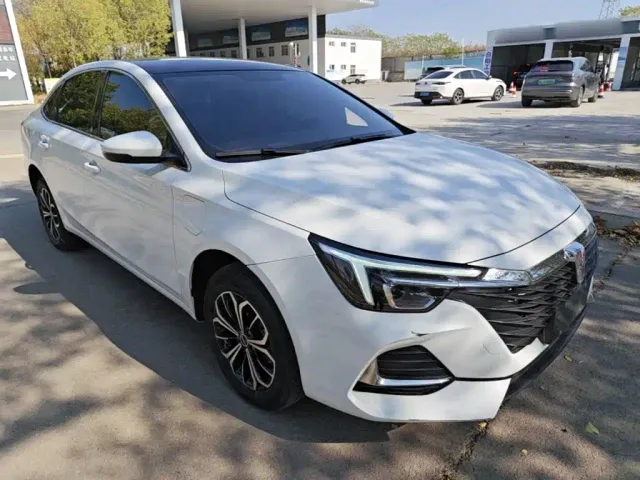 Roewe i6 MAX EV — Фото автомобиля 3