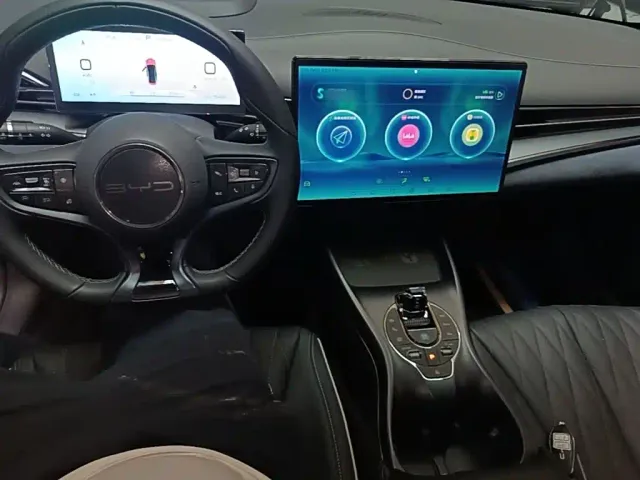 BYD Seal — Фото автомобиля 9