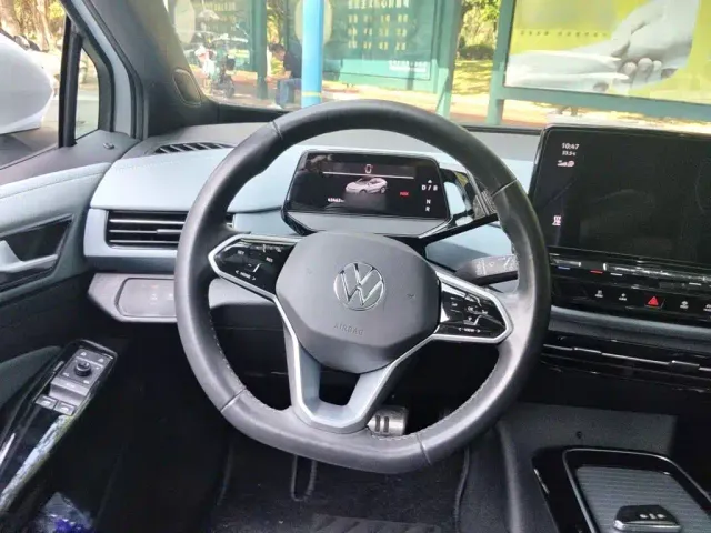 Volkswagen ID.4 X — Фото автомобиля 2