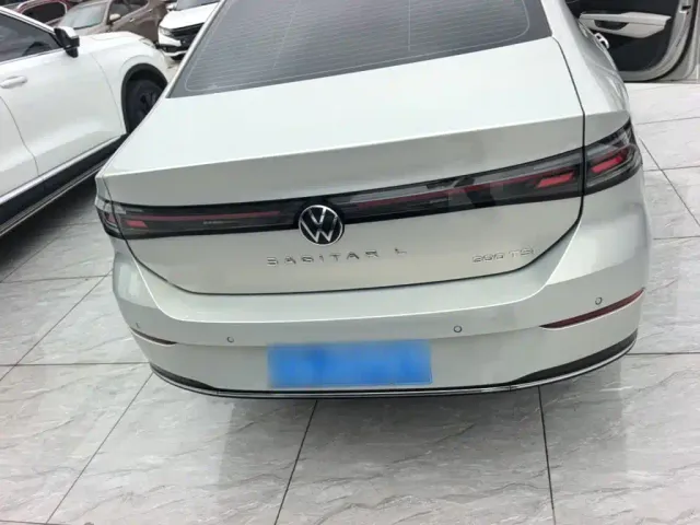 Volkswagen Sagitar — Фото автомобиля 5
