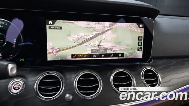 Mercedes-Benz E-Class W213 — Фото автомобиля 20