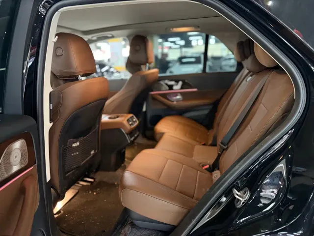 Mercedes-Benz GLE-Class — Фото автомобиля 10