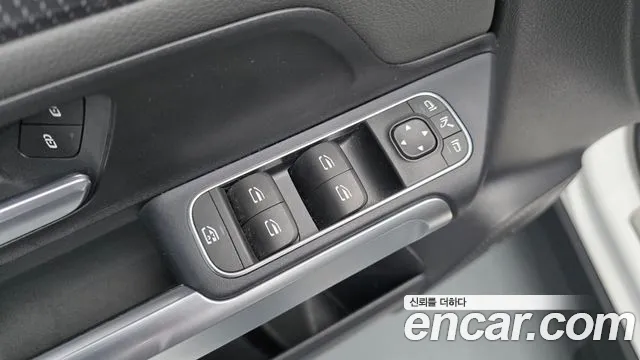 Mercedes-Benz EQB X243 — Фото автомобиля 30