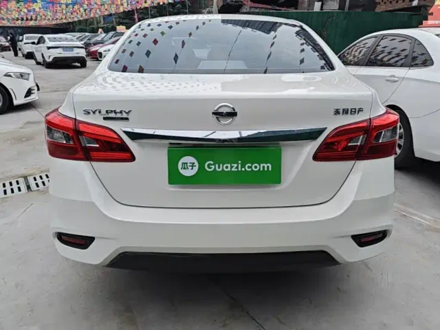 Nissan Sylphy — Фото автомобиля 5