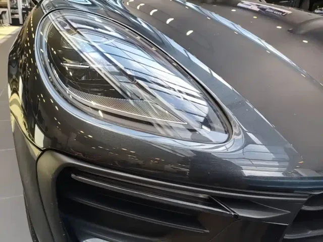 Porsche Macan — Фото автомобиля 12