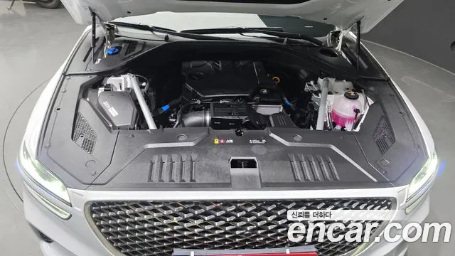 Genesis GV70 2.5T Бензин 2WD — Фото автомобиля 6