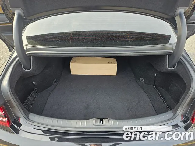 Genesis G80 Бензин 2.5 турбо AWD — Фото автомобиля 10