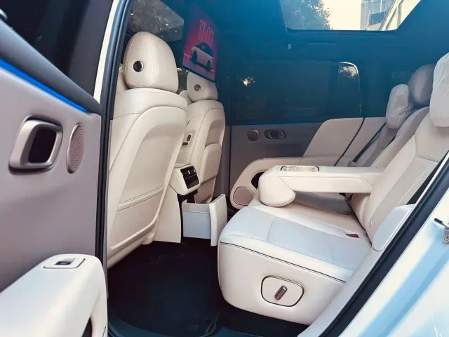 Li Auto i6 — Фото автомобиля 9