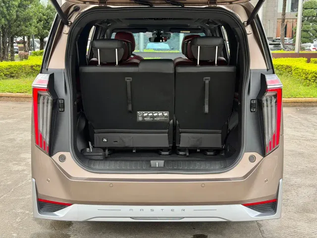 GAC Trumpchi M8 — Фото автомобиля 23