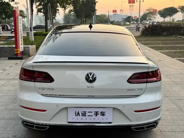 Volkswagen CC — Фото автомобиля 11