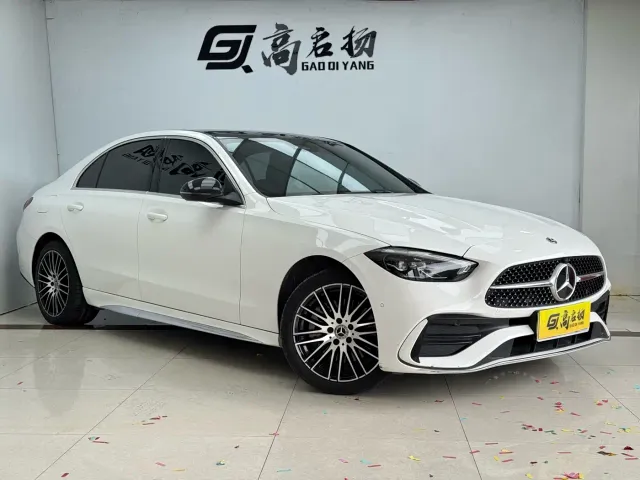 Mercedes-Benz C-Class — Фото автомобиля 3