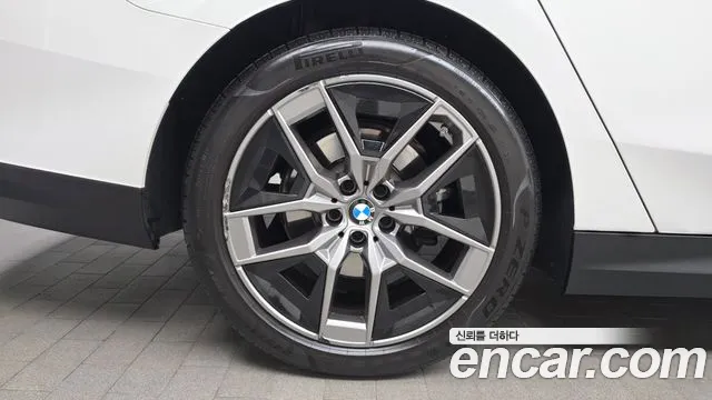 BMW 5-Series 5 серия (G60) — Фото автомобиля 5