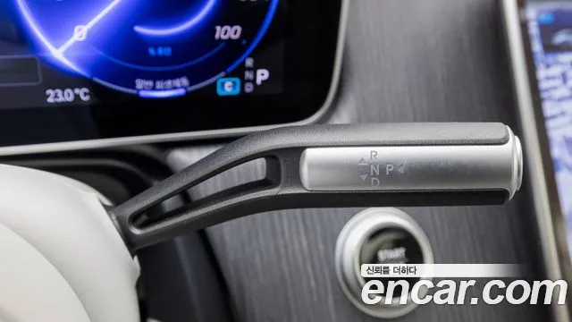 Mercedes-Benz EQS — Фото автомобиля 9