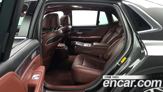 Genesis G90 Бензин 3.5 турбо AWD — Фото автомобиля 12