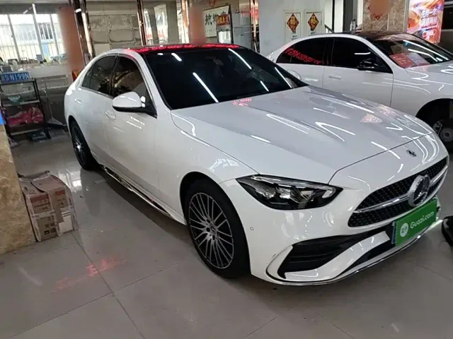 Mercedes-Benz C-Class — Фото автомобиля 3