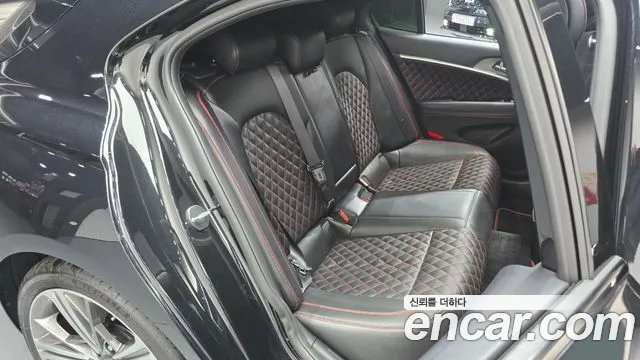 Genesis G70 — Фото автомобиля 18