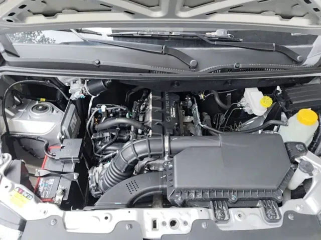 Wuling Hongguang V — Фото автомобиля 19
