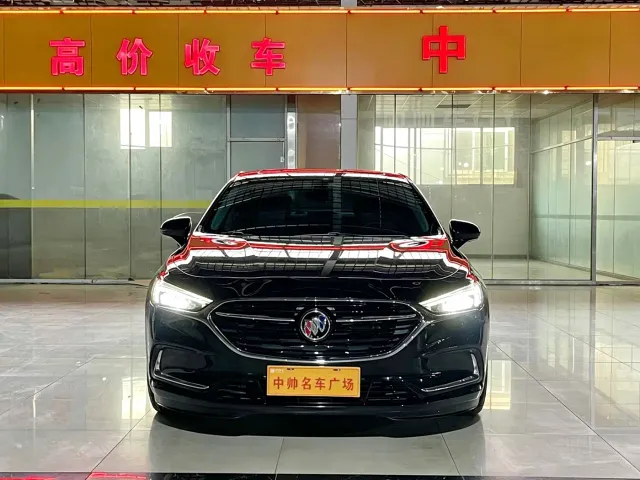 Buick LaCrosse — Фото автомобиля 2
