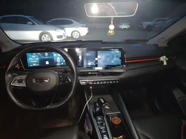 Geely Binrui — Фото автомобиля 14