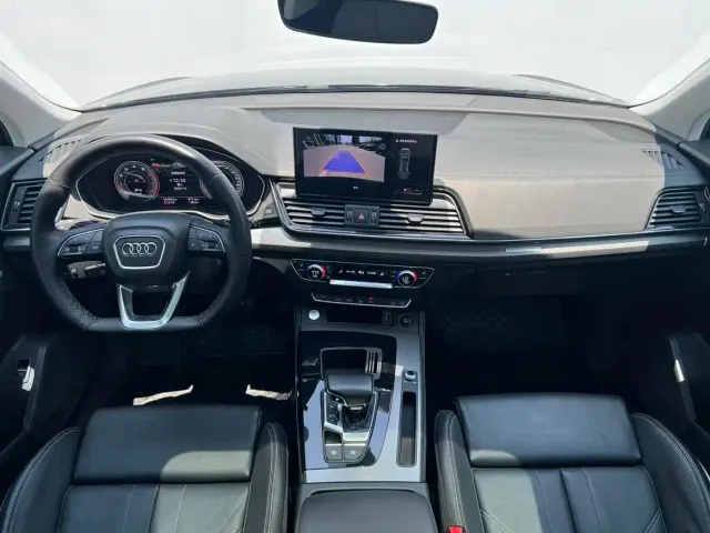Audi Q5L — Фото автомобиля 6
