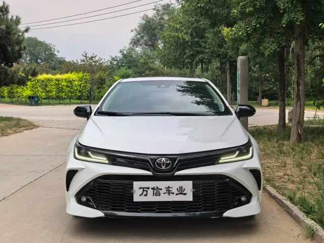 Фотография автомобиля — Toyota Corolla