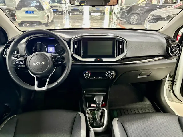 Kia KX1 — Фото автомобиля 4