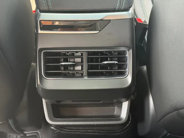 Geely Xingrui — Фото автомобиля 15