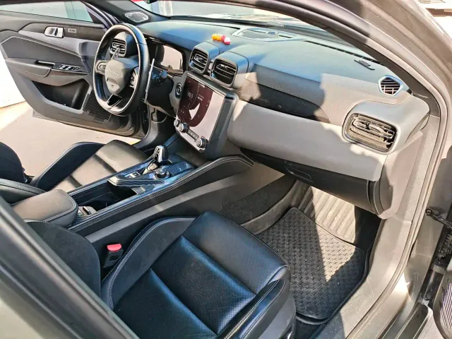 Lynk & Co 03 — Фото автомобиля 11