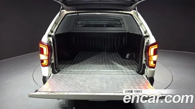 KG_Mobility_Ssangyong Rexton Новый Rexton Sport Khan Дизель 2.2 4WD — Фото автомобиля 20