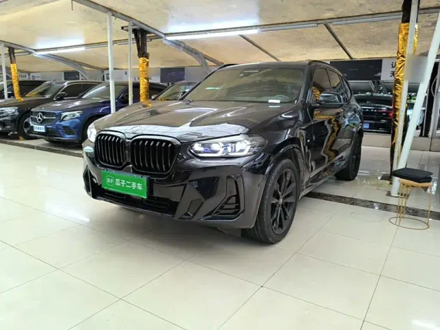 Фотография автомобиля — BMW X3