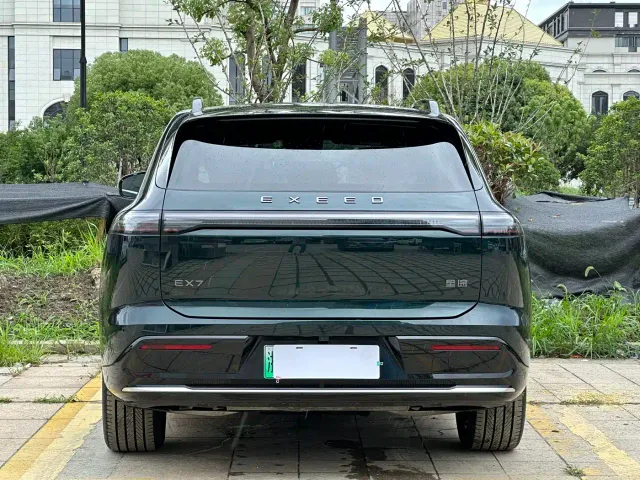 Exeed EX7 — Фото автомобиля 11