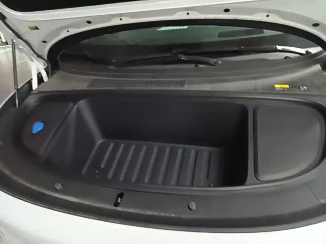 Li Auto i6 — Фото автомобиля 19