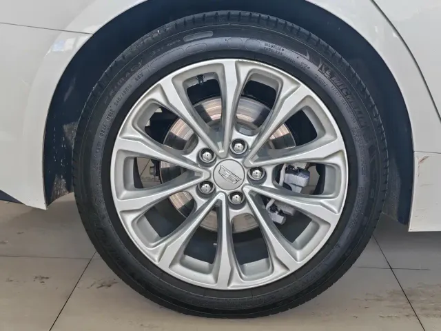 Cadillac CT5 — Фото автомобиля 16