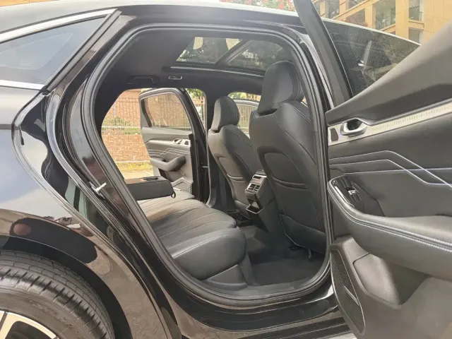 Geely Xing Rui 2025 Oriental Glory 1.5TD Kunlun Edition — Фото автомобиля 13