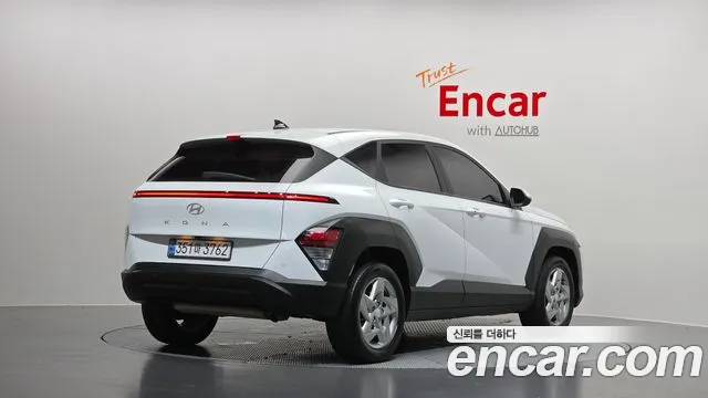Hyundai Kona Kona (SX2) Бензин 1.6 турбо 2WD — Фото автомобиля 2