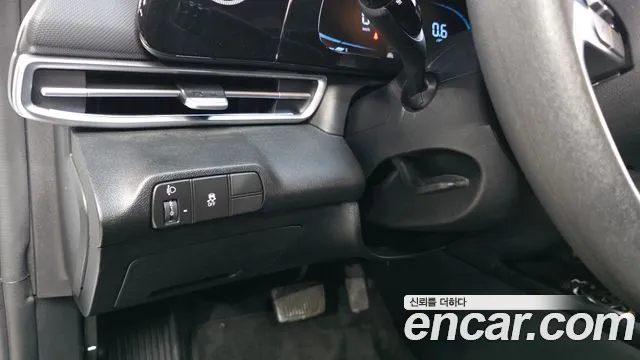 Hyundai Avante CN7 — Фото автомобиля 30