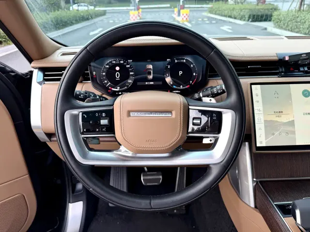 Land Rover Range Rover — Фото автомобиля 9