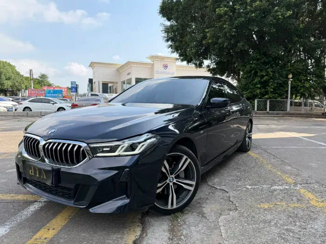 Фотография автомобиля — BMW 6 Series Gran Turismo