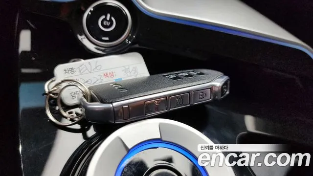 Kia EV6 Long Range — Фото автомобиля 24