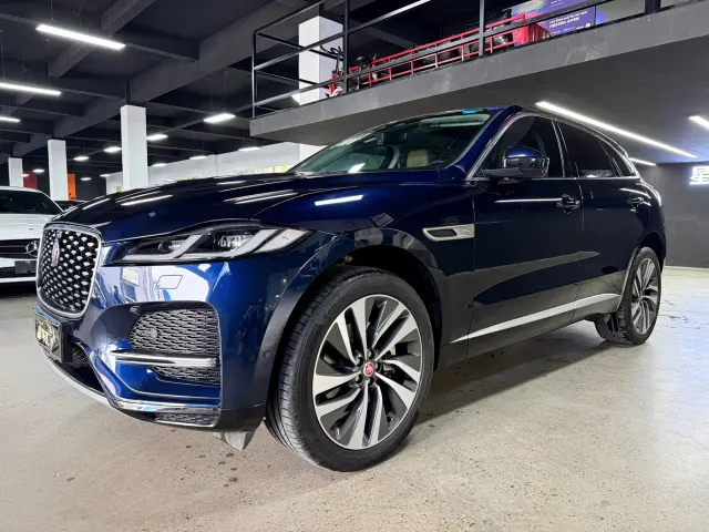 Фотография автомобиля — Jaguar F-Pace