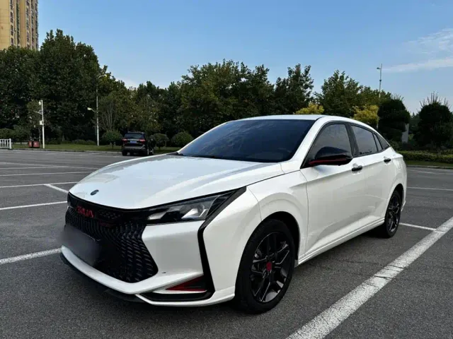 Фотография автомобиля — Dongfeng Yixuan