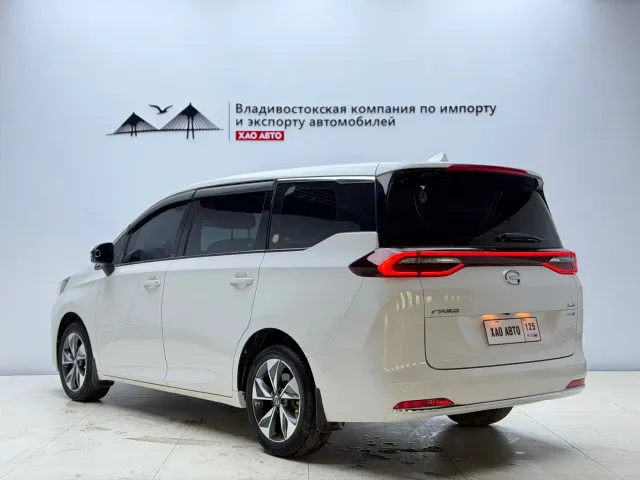 GAC Trumpchi M6 — Фото автомобиля 4