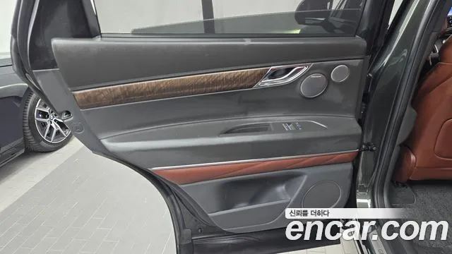Genesis GV80 — Фото автомобиля 14