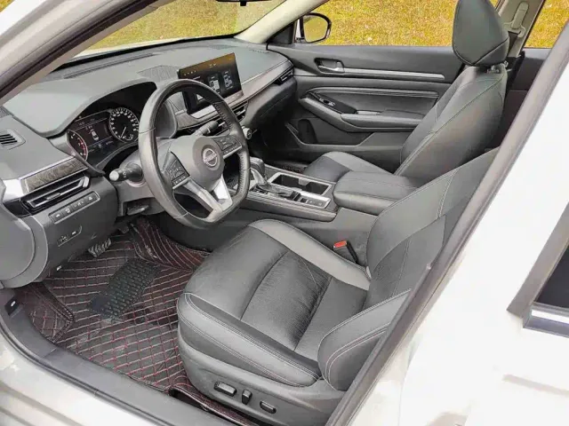 Nissan Teana — Фото автомобиля 10